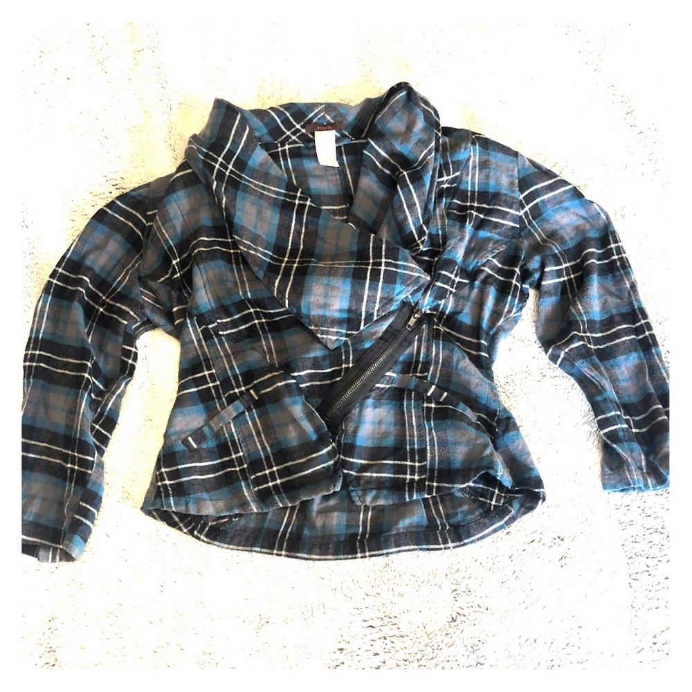 Lightweight plaid jacket